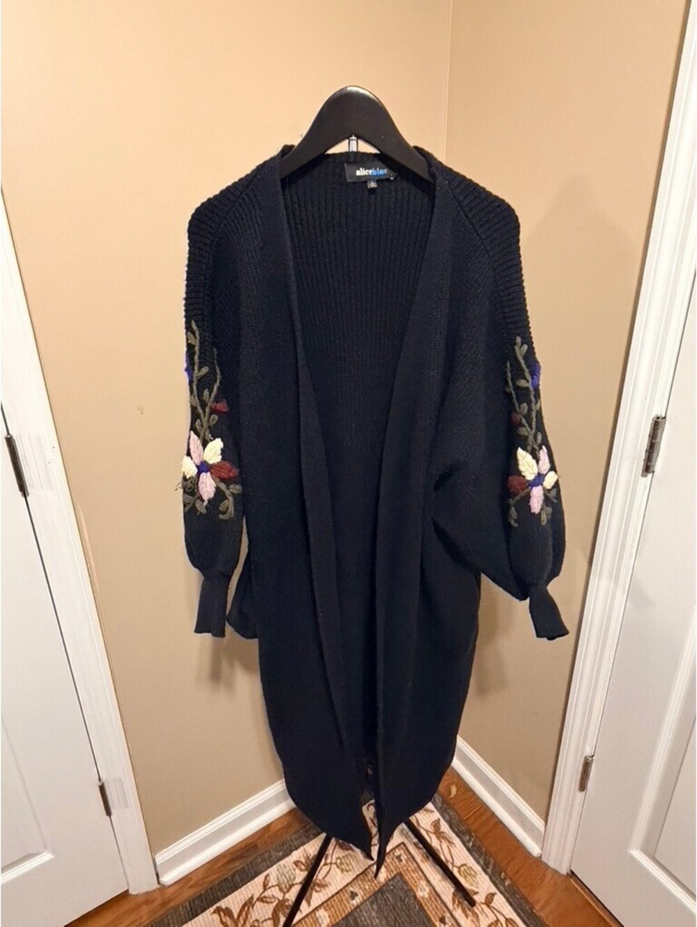 Alice Blue Floral Embroidered Knit Duster Cardigan Sweater Size L EUC
